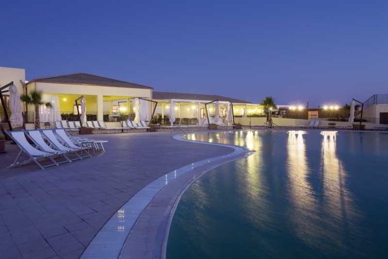 Ares Hotel San Giovanni La Punta Buitenkant foto